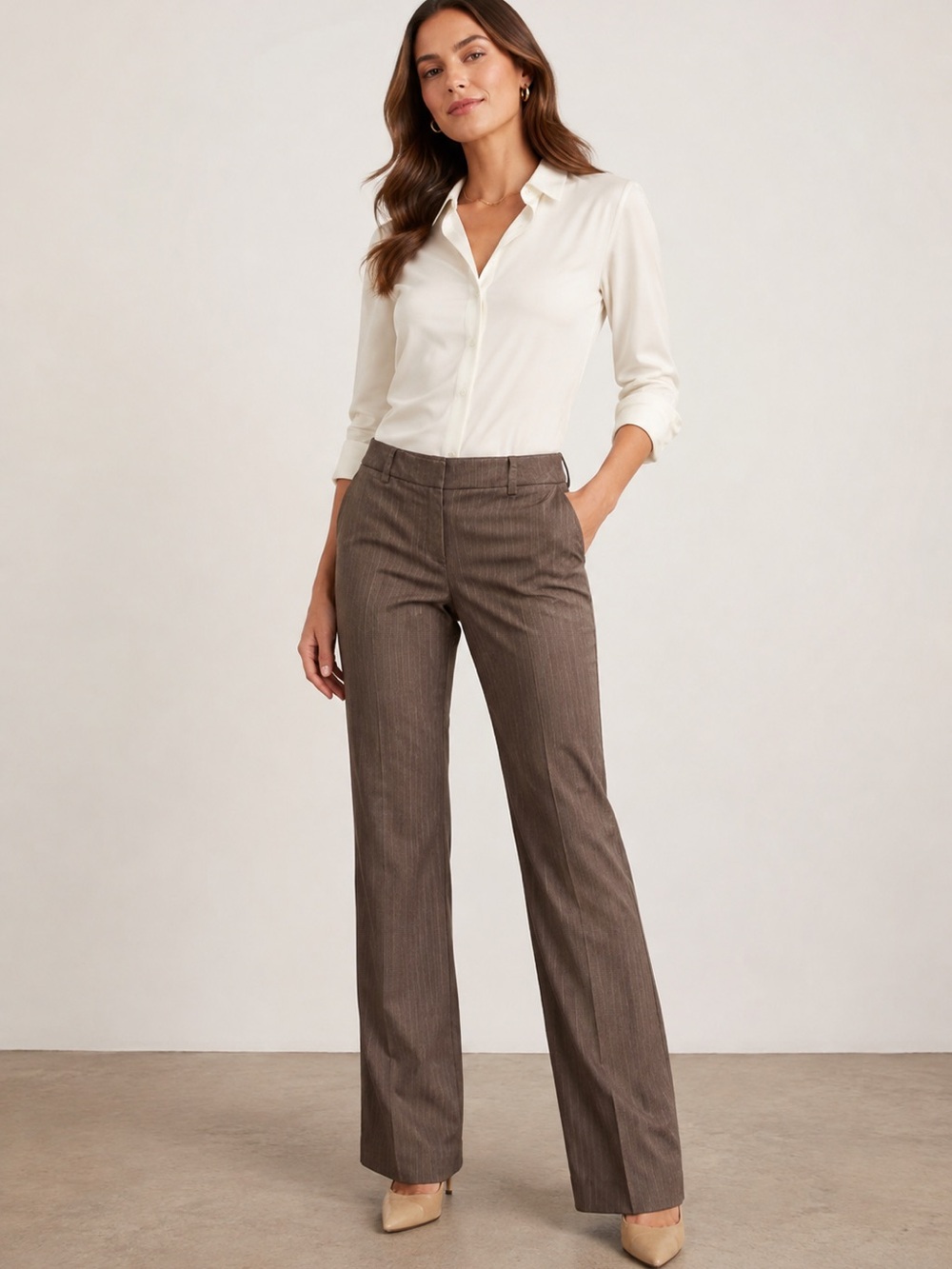 NWT NY&C Brown Pinstripe Mid-Rise City Luxe
Straight Pants - Size 2